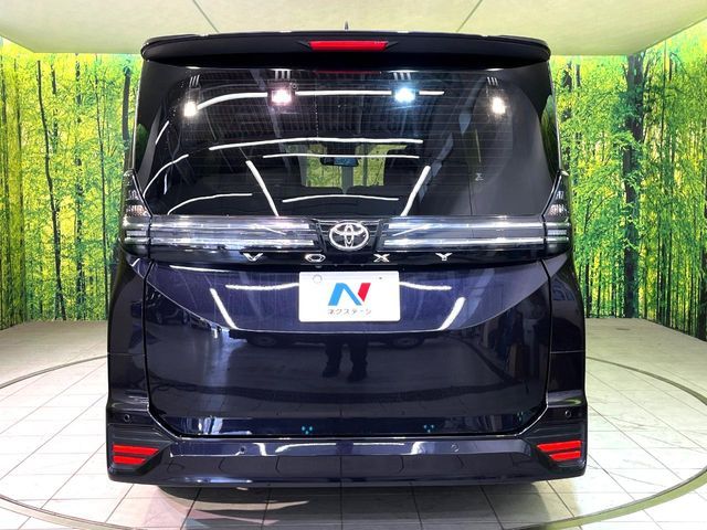 TOYOTA VOXY 2022 Image 31