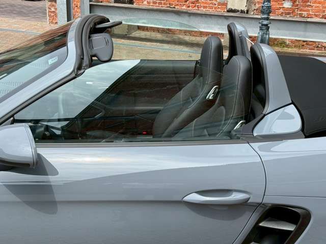 PORSCHE 718BOXSTER 2024 Image 31