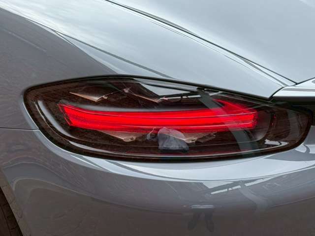 PORSCHE 718BOXSTER 2024 Image 31