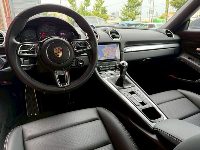 PORSCHE 718BOXSTER 2024 Image 31