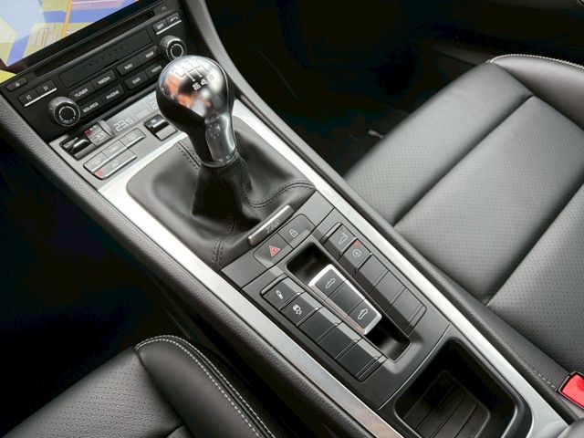 PORSCHE 718BOXSTER 2024 Image 31