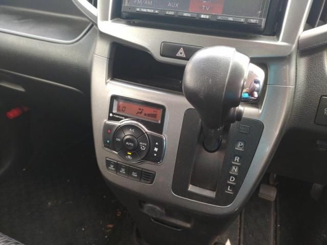 SUZUKI SOLIO 2017 Image 31