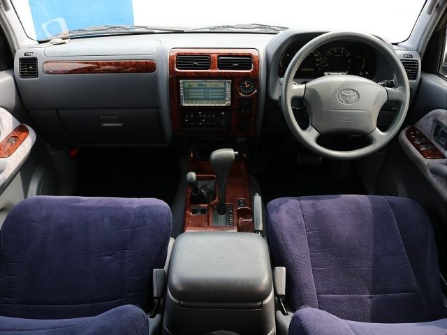 TOYOTA LANDCRUISER PRADO 2000 Image 31