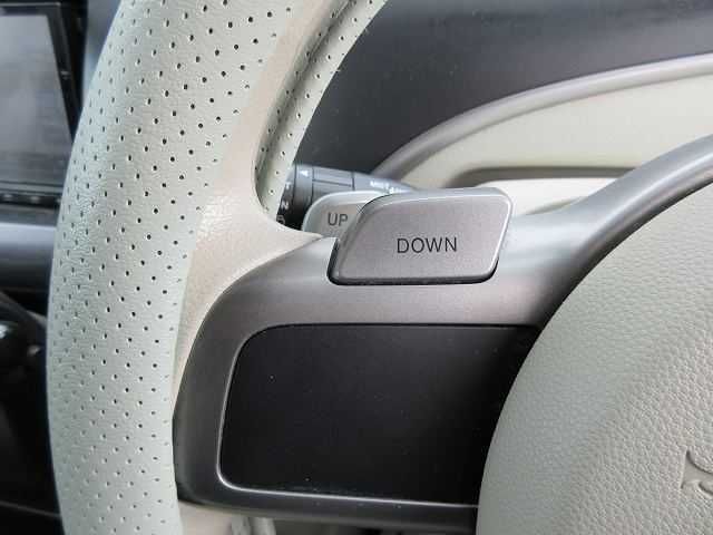 MAZDA BIANTE 2015 Image 31