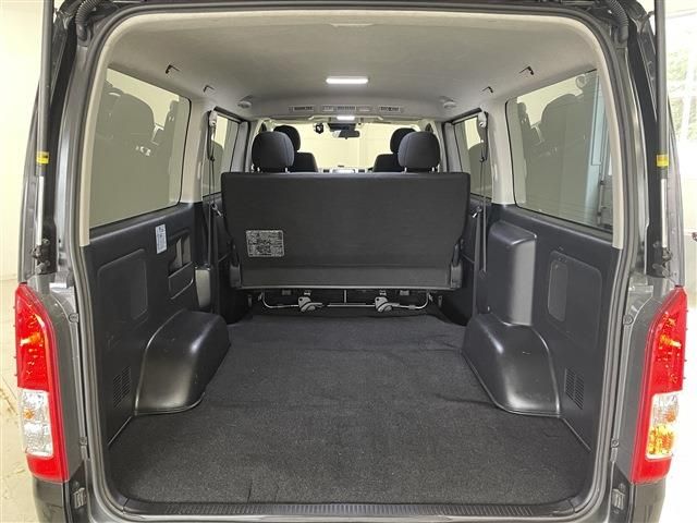 TOYOTA HIACE VAN 4WD 2021 Image 31