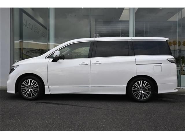 NISSAN ELGRAND  4WD 2023 Image 31