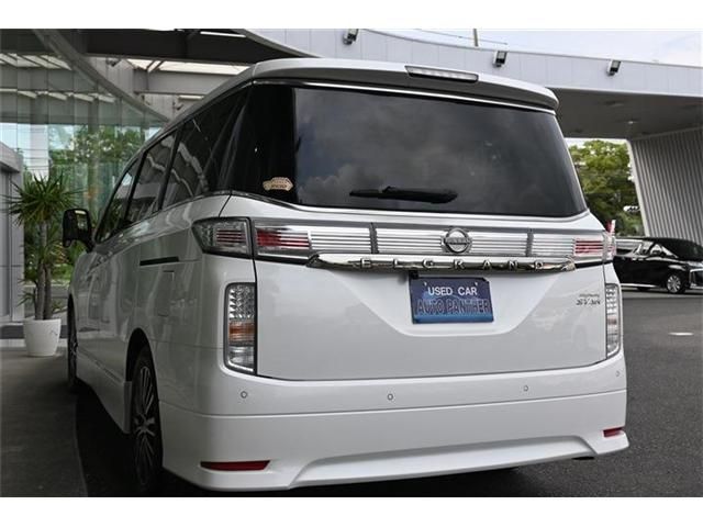NISSAN ELGRAND  4WD 2023 Image 31