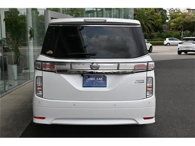 NISSAN ELGRAND  4WD 2023 Image 31
