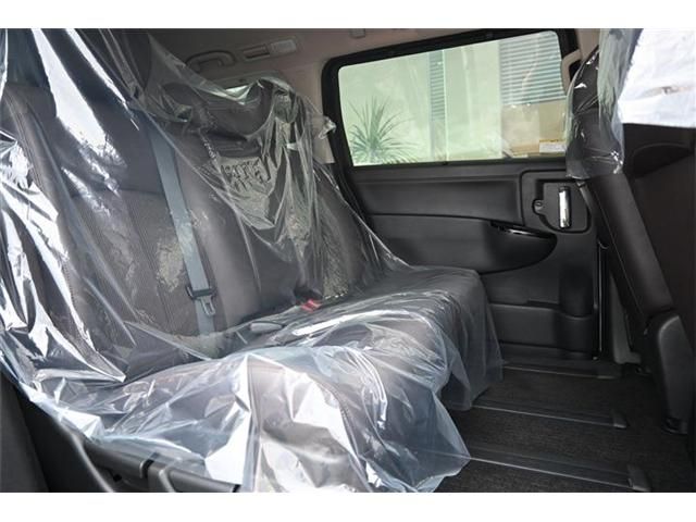 NISSAN ELGRAND  4WD 2023 Image 31