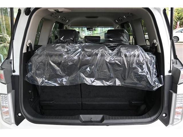 NISSAN ELGRAND  4WD 2023 Image 31