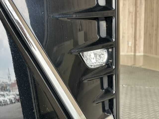 TOYOTA VOXY HYBRID 2018 Image 31