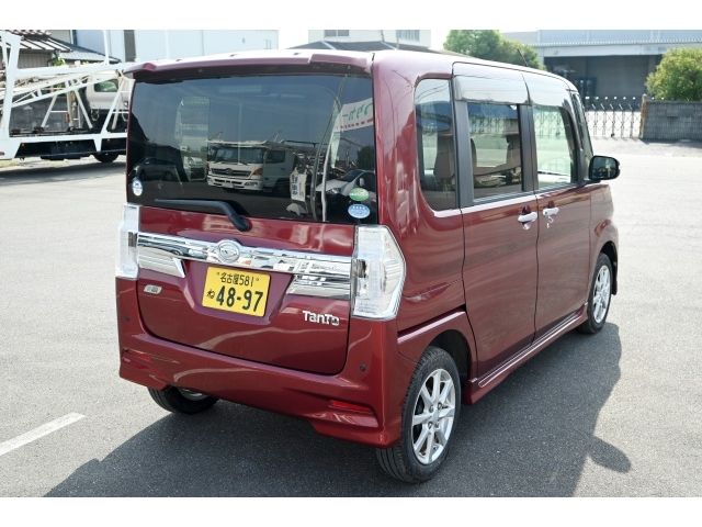 DAIHATSU TANTO CUSTOM 2013 Image 31