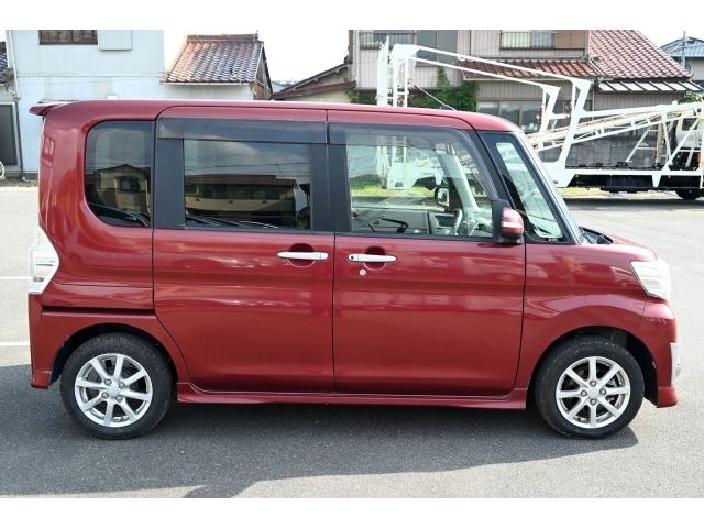 DAIHATSU TANTO CUSTOM 2013 Image 31