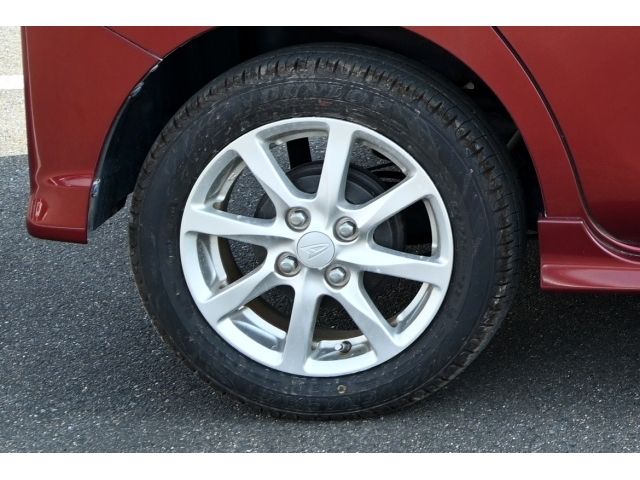 DAIHATSU TANTO CUSTOM 2013 Image 31