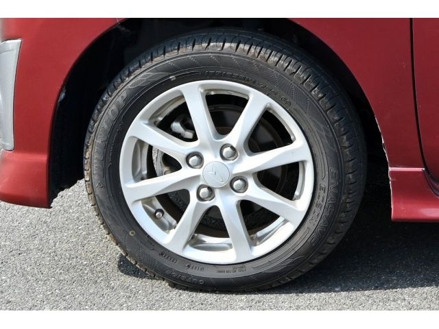 DAIHATSU TANTO CUSTOM 2013 Image 31