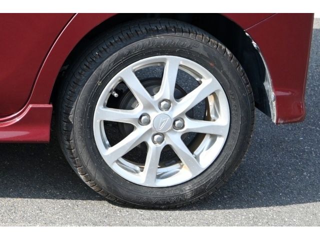 DAIHATSU TANTO CUSTOM 2013 Image 31