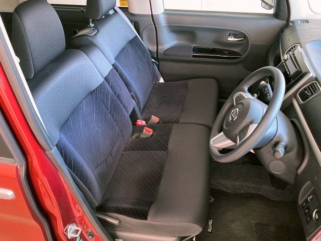 DAIHATSU TANTO CUSTOM 2013 Image 31