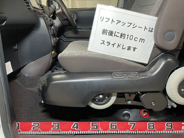 TOYOTA SPADE 4WD 2013 Image 31