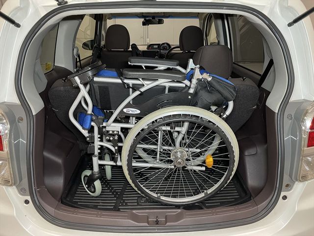 TOYOTA SPADE 4WD 2013 Image 31