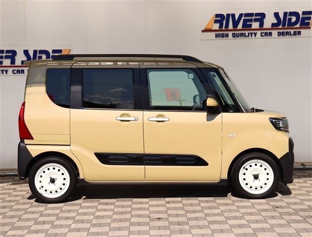 DAIHATSU TANTO 2022 Image 31