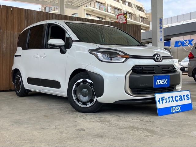 TOYOTA SIENTA HYBRID 2024 Image 31