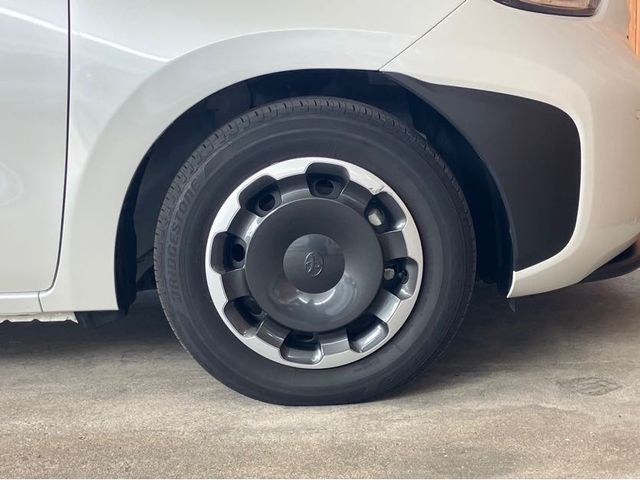 TOYOTA SIENTA HYBRID 2024 Image 31