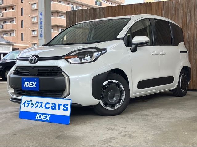 TOYOTA SIENTA HYBRID 2024 Image 31