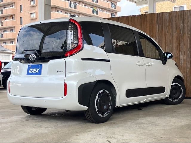 TOYOTA SIENTA HYBRID 2024 Image 31