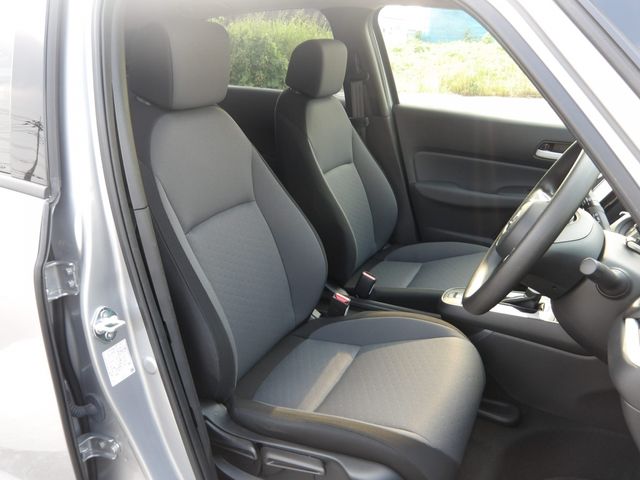 HONDA FIT E:HEV 4WD 2022 Image 31