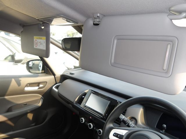 HONDA FIT E:HEV 4WD 2022 Image 31