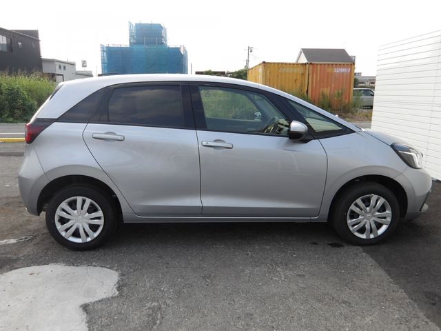 HONDA FIT E:HEV 4WD 2022 Image 31