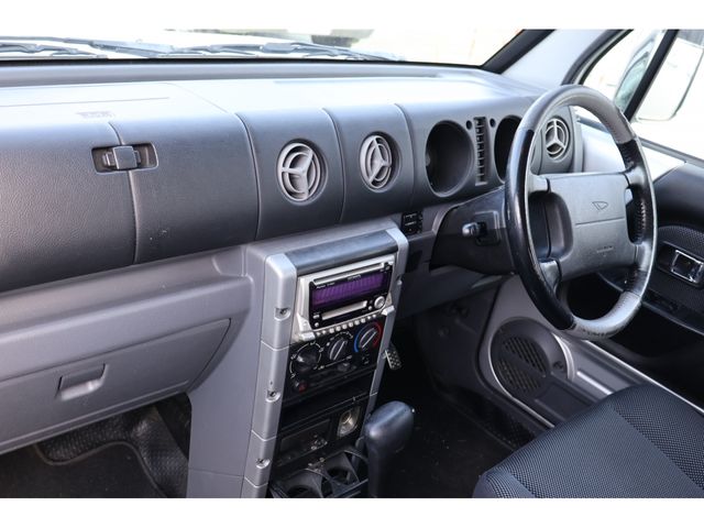 DAIHATSU NAKED 2001 Image 31