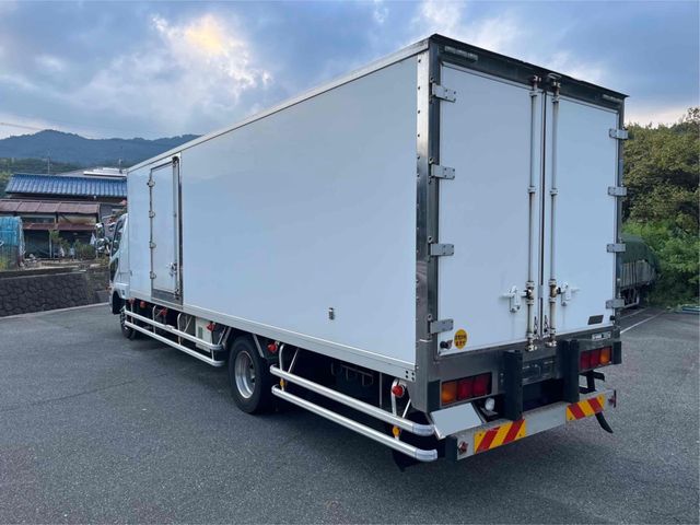 MITSUBISHI FUSOU FIGHTER 2011 Image 31