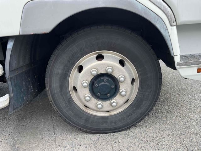 MITSUBISHI FUSOU FIGHTER 2011 Image 31