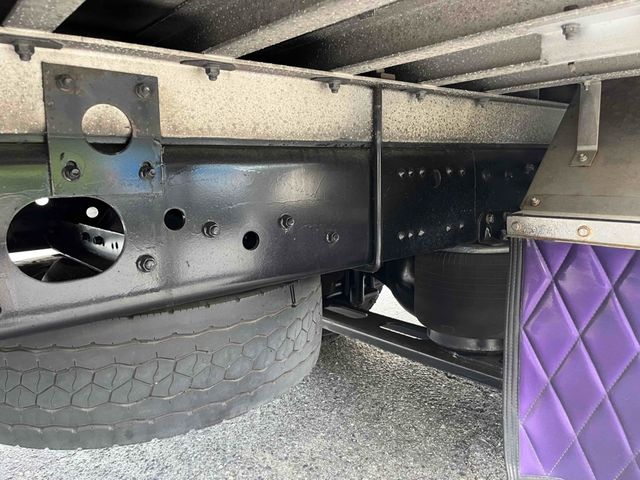 MITSUBISHI FUSOU FIGHTER 2011 Image 31