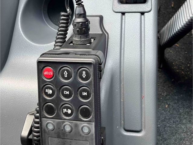 MITSUBISHI FUSOU FIGHTER 2011 Image 31