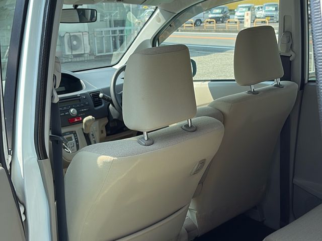 DAIHATSU MOVE 2011 Image 31