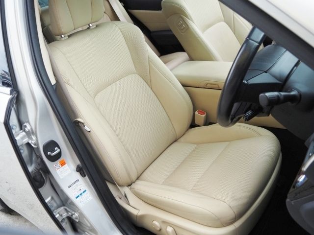 TOYOTA CROWN SEDAN HYBRID 4 2016 Image 31