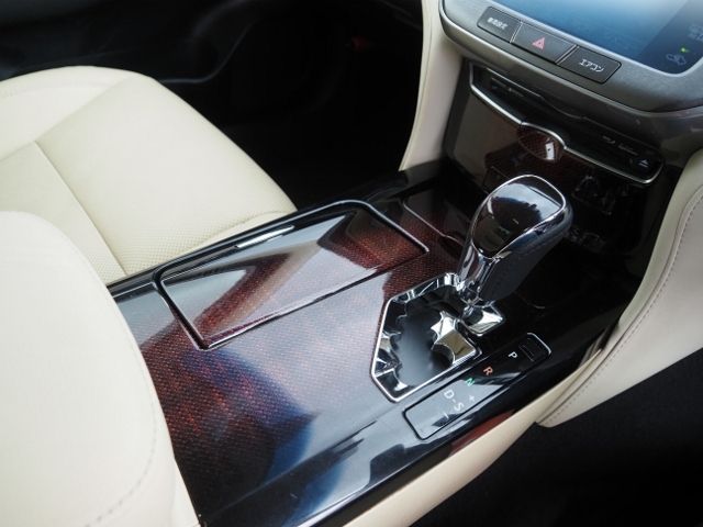 TOYOTA CROWN SEDAN HYBRID 4 2016 Image 31