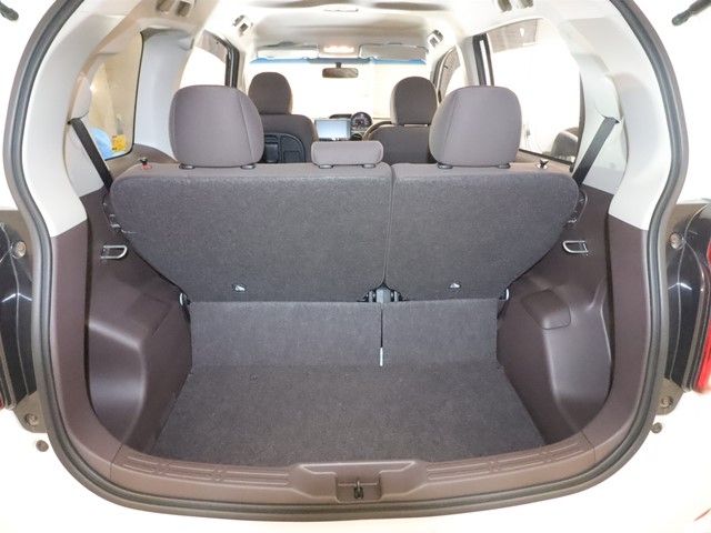 TOYOTA PORTE 2012 Image 31