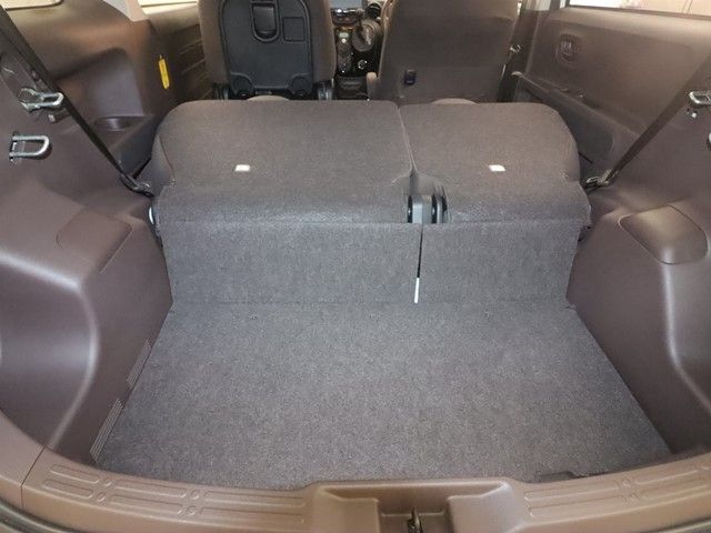 TOYOTA PORTE 2012 Image 31