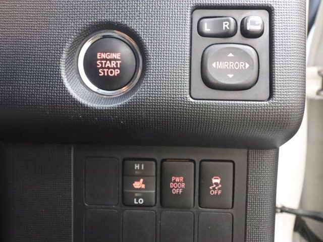 TOYOTA PORTE 2012 Image 31