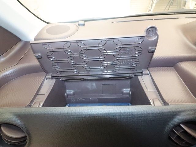 TOYOTA PORTE 2012 Image 31