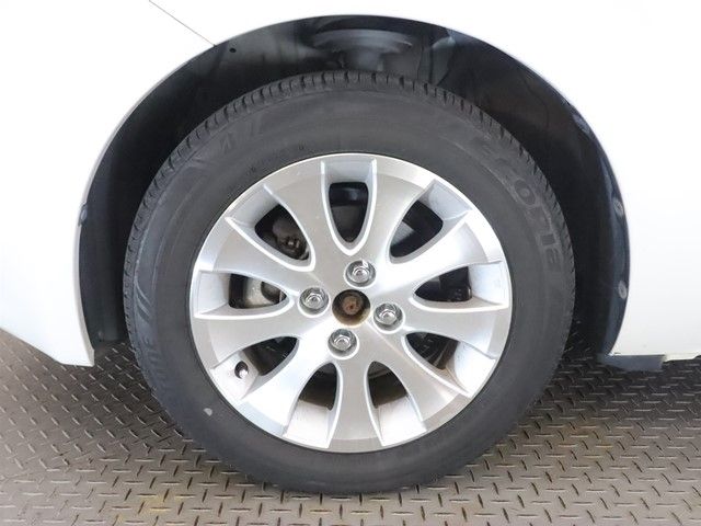 TOYOTA PORTE 2012 Image 31