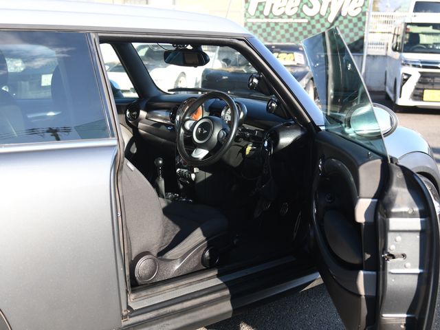 BMW MINI COOPER S CL 2008 Image 31