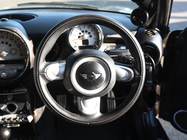 BMW MINI COOPER S CL 2008 Image 31