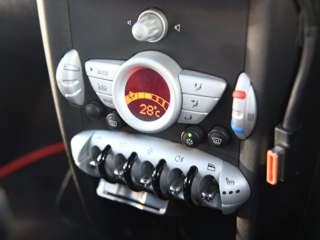 BMW MINI COOPER S CL 2008 Image 31