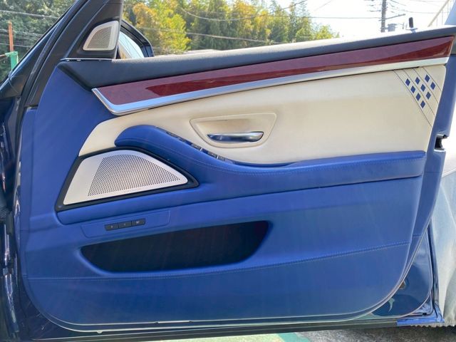 ALPINA D5 LIMOUSINE 2015 Image 31