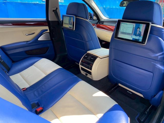 ALPINA D5 LIMOUSINE 2015 Image 31