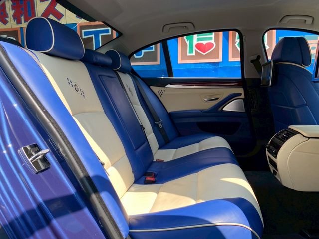 ALPINA D5 LIMOUSINE 2015 Image 31